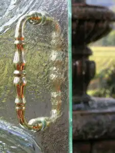Cast Glass Shower Enclosure - Vineyard - Meander Detail