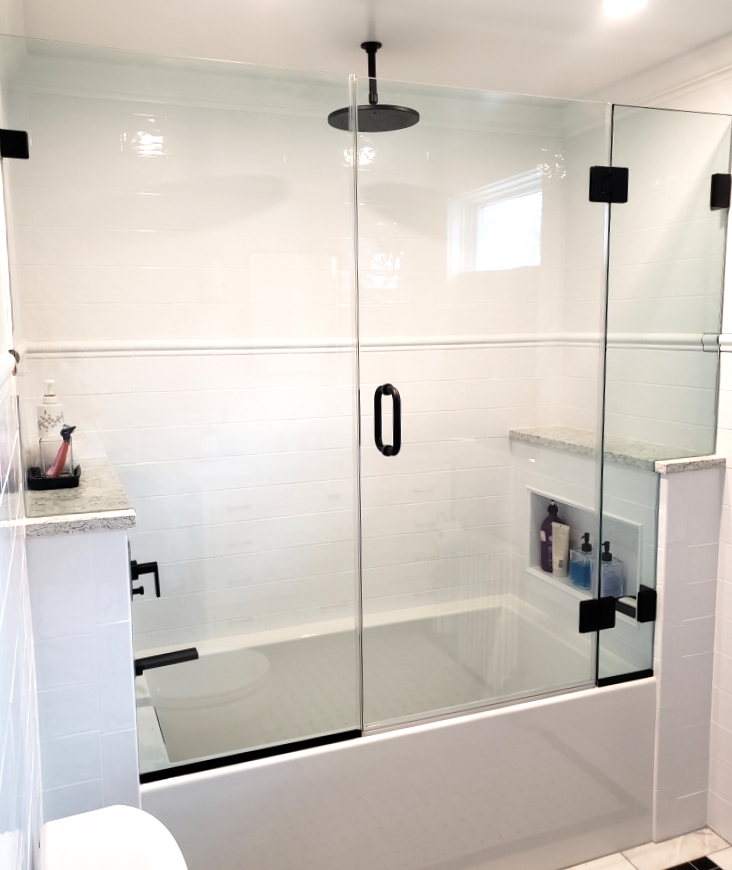 A three pane glass bathtub door